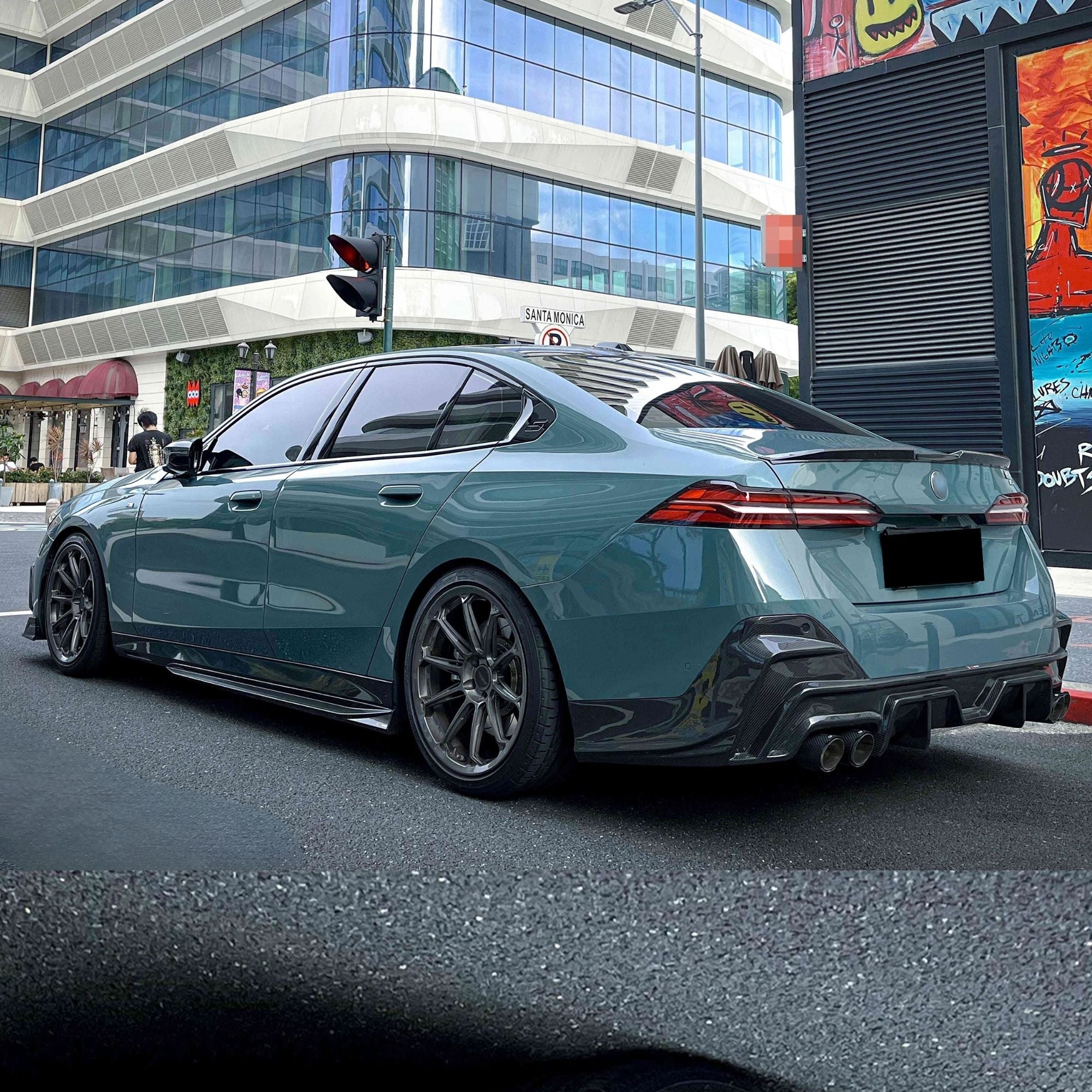 BMW Série 5 G60 G61 Carbone Pré-imprégné Tk Style Diffuseur Par OPTIC (2024+)