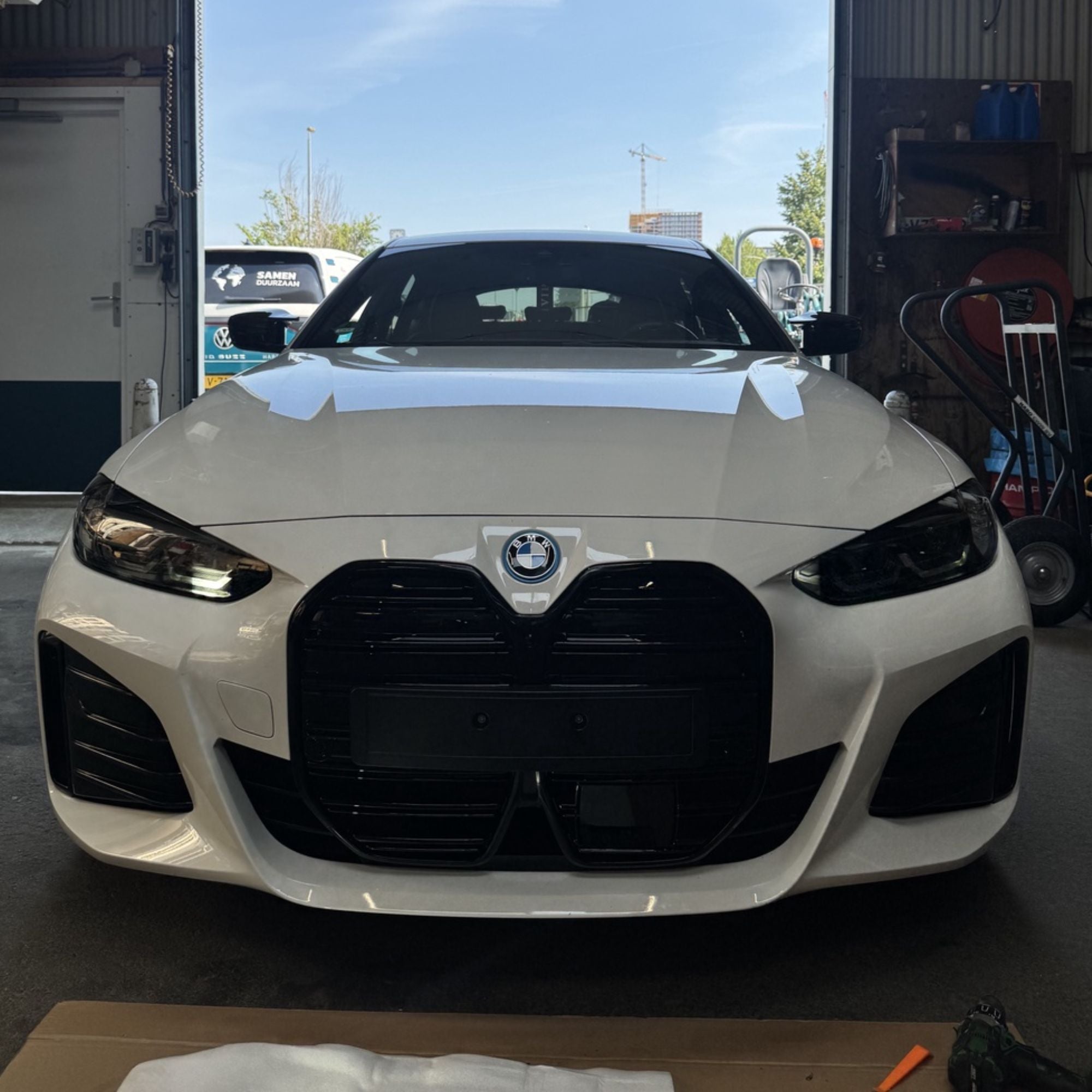 BMW i4 G26 Hoogglans Zwarte Dubbele Lamellen Nieren Grill (2020-2023)