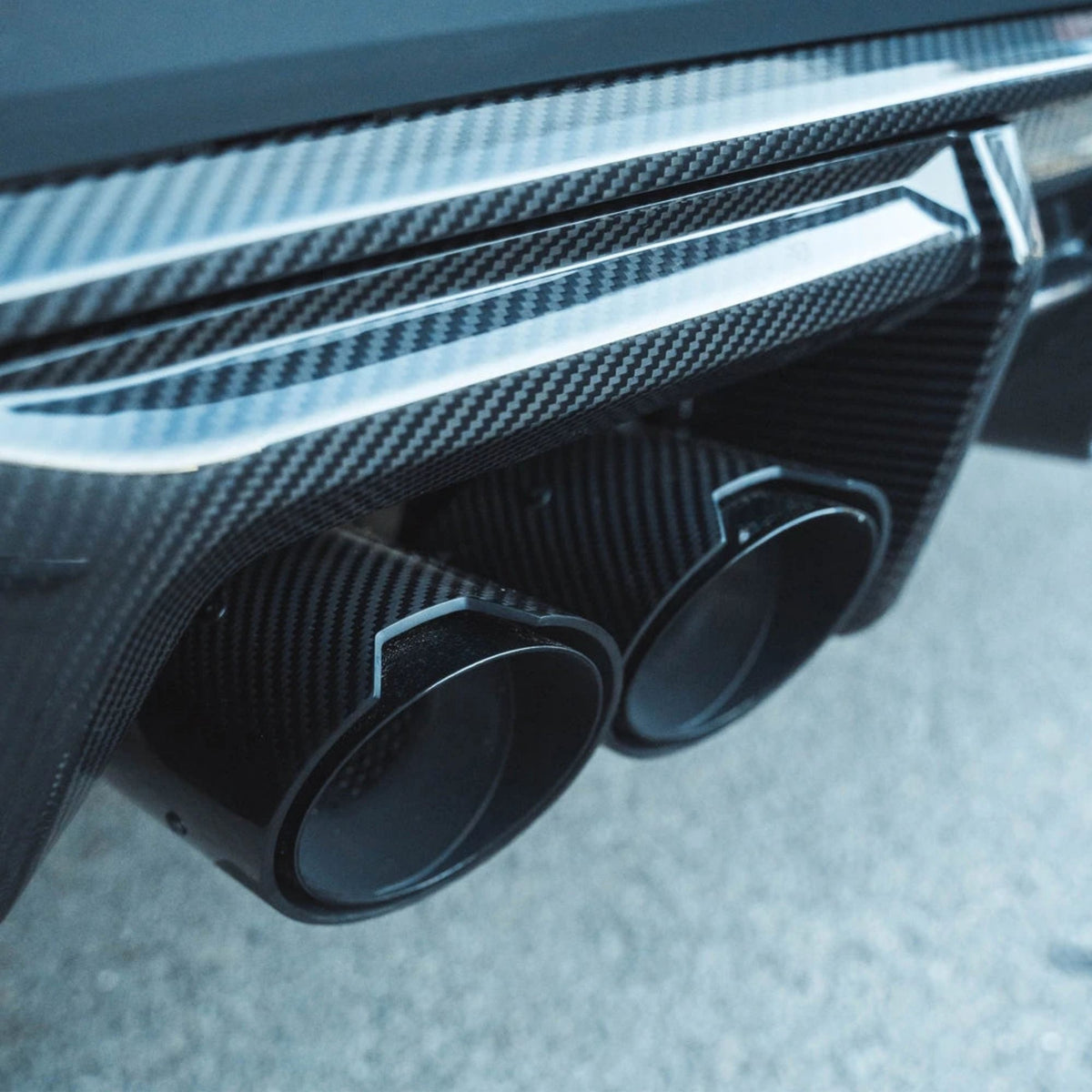 BMW M3 G80/G81 | M4 G82/G83 Schuine Carbon Uitlaat Sierstukken