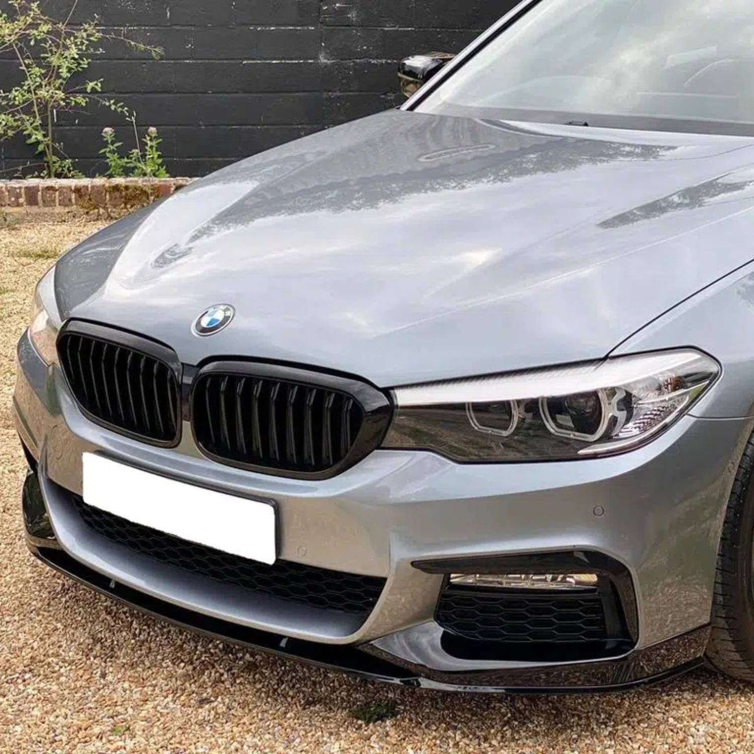 BMW Série 5 G30 & M5 F90 Noir brillant Grille à lamelles simples (2017-2020)