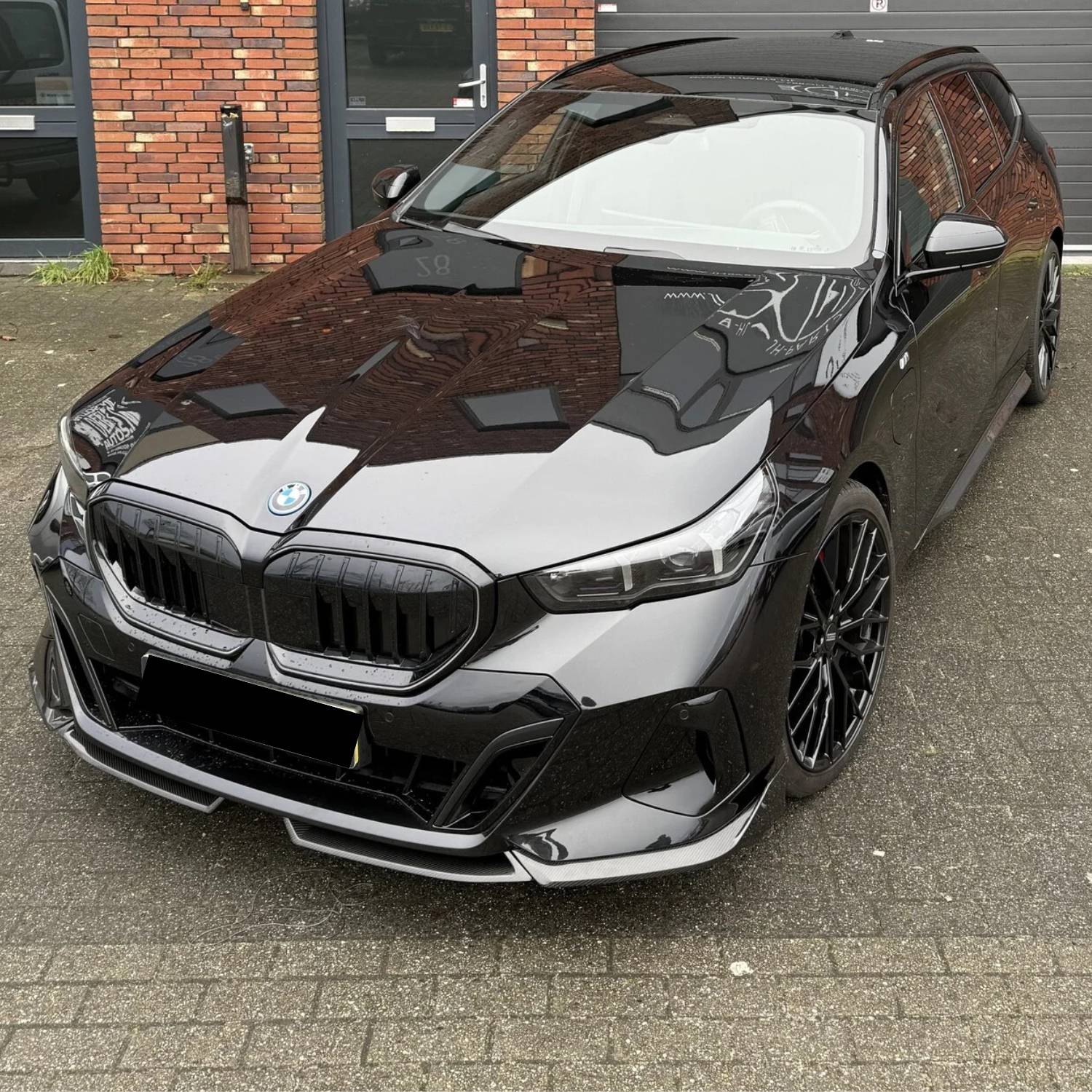 BMW Série 5 G60 G61 Carbone Pré-imprégné Mp Style Lame avant Par OPTIC (2024+)
