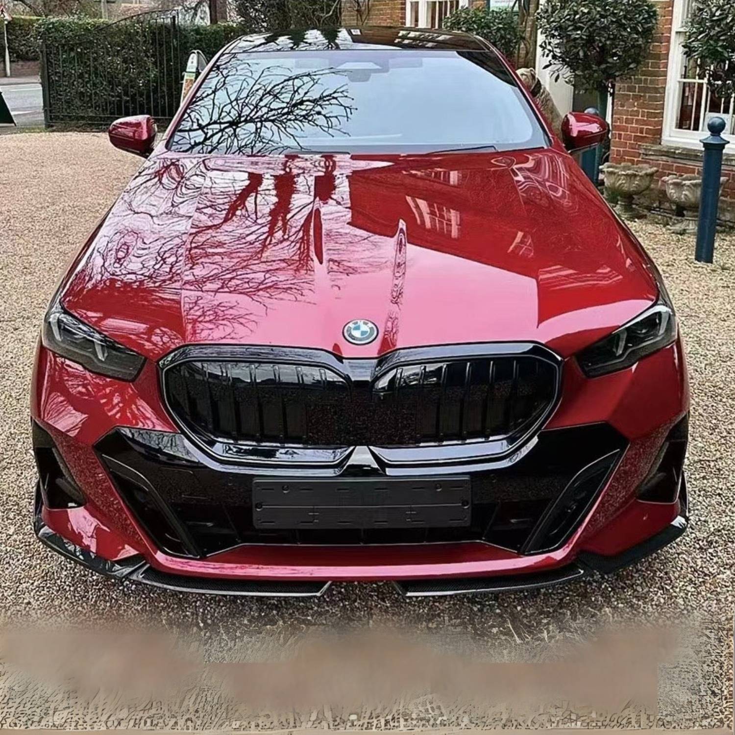 BMW Série 5 G60 G61 Noir brillant MP Style Lame avant (2024+)