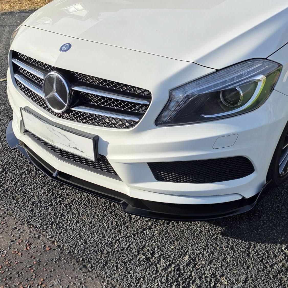 Mercedes A-Klasse W176 AMG Stijl Hoogglans Zwart Voorlip Splitter (2013-2015)