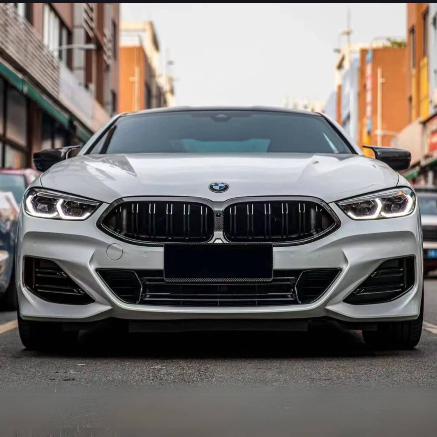 BMW Série 8 G14 G15 G16 LCI Calandre à double lame en fibre de carbone pré-imprégnée sèche (2023+)