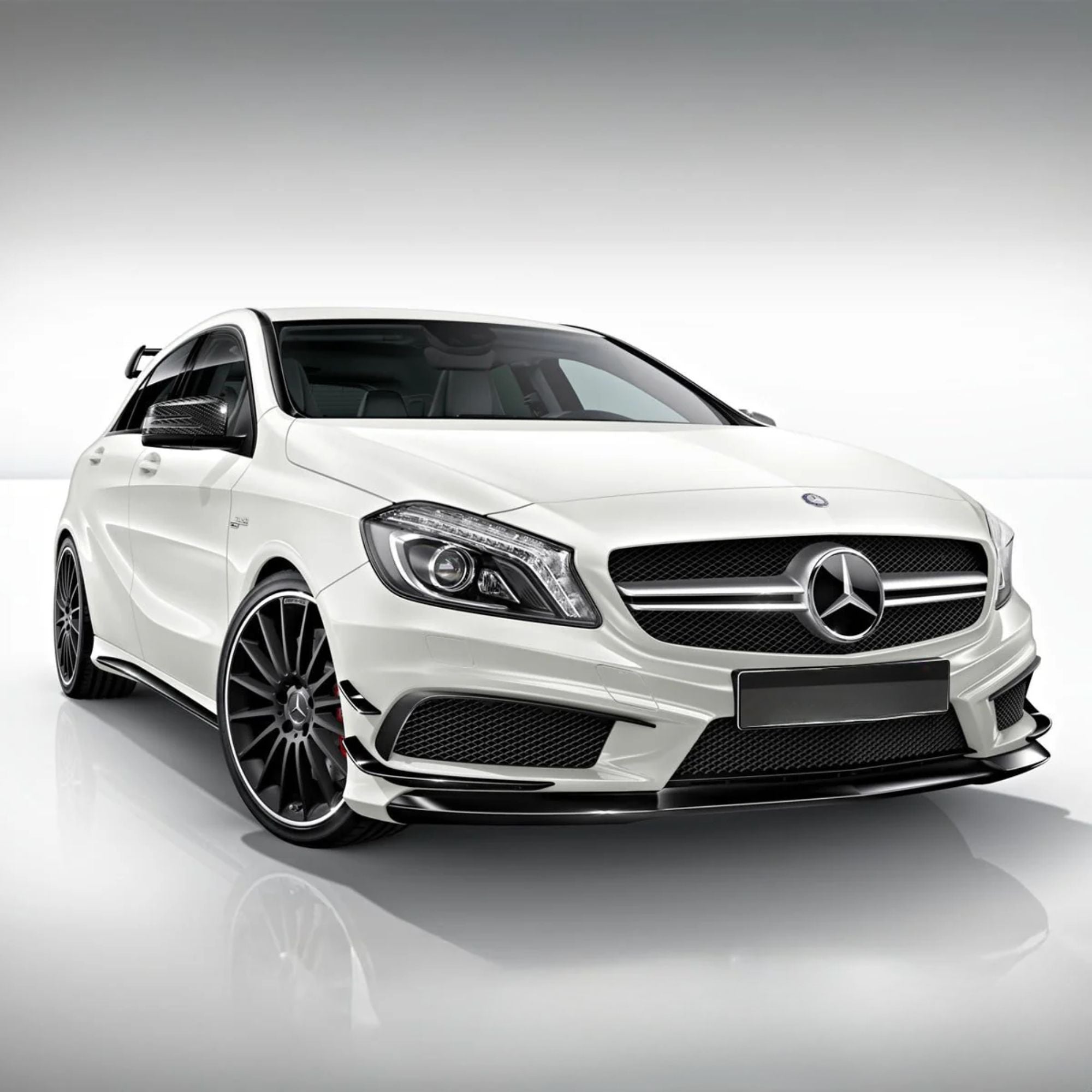 Mercedes Classe A W176 Calandre noire brillante style AMG (2012-2015)